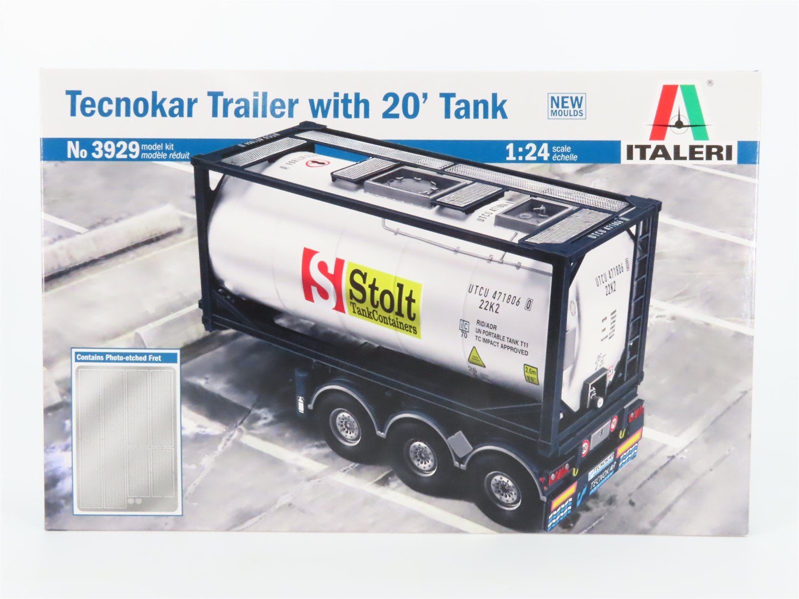 1:24 Scale Italeri 3929 Tecnokar Trailer w/ 20' Tank Kit - Sealed