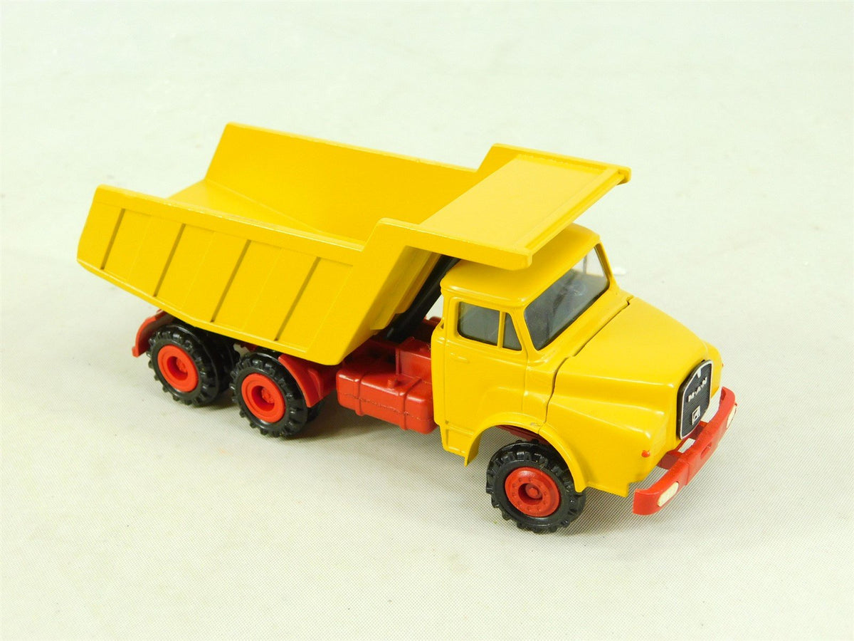 1:50 Scale Die-Cast Conrad 3135 MAN Dump Truck