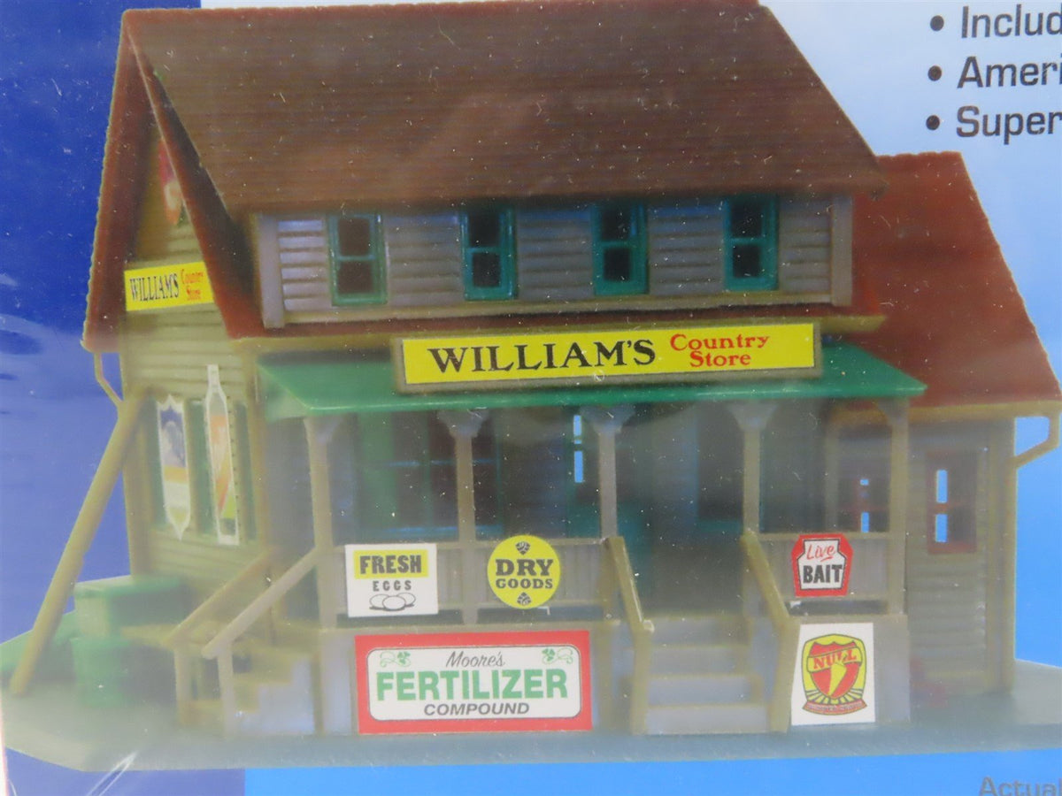 N 1/160 Scale Life-Like 433-7463 Country Store - Sealed