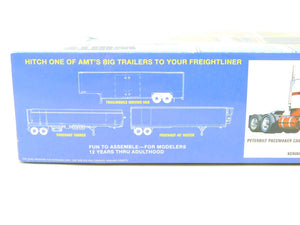 1:25 Scale AMT 620 White Freightliner Dual Drive Truck Tractor Kit