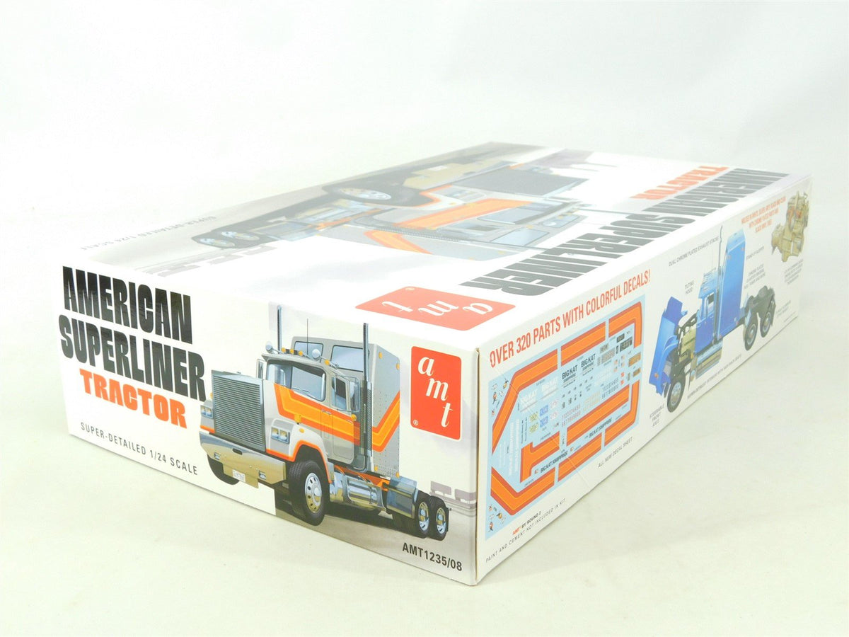 1:24 Scale AMT 1235/08 American Superliner Tractor Truck Kit - Sealed