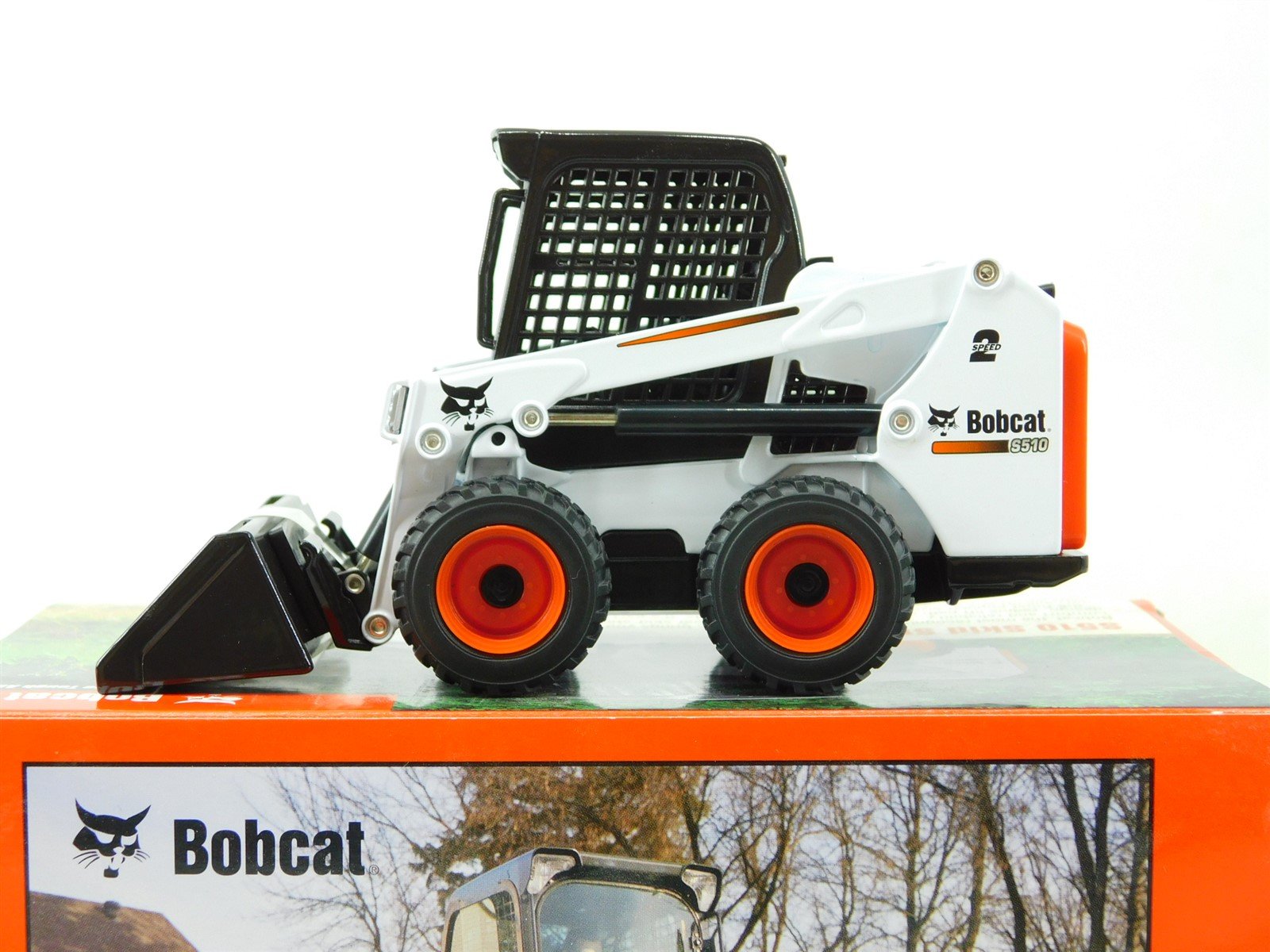 1:25 Scale Die-Cast Bobcat 6989074 S510 Skid Steer Loader - Model Train  Market