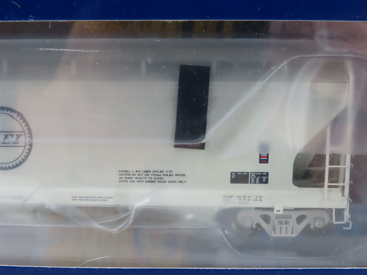 HO Scale Athearn Genesis ATHG15839 MP/CEI Covered Hopper 3-Car Set Sealed