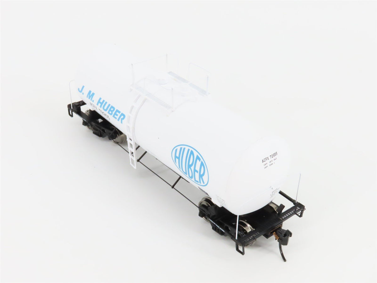 HO Scale Walthers 920-100126 ACFX JM Huber 40&#39; 16,000 Gal Tankcar #72955
