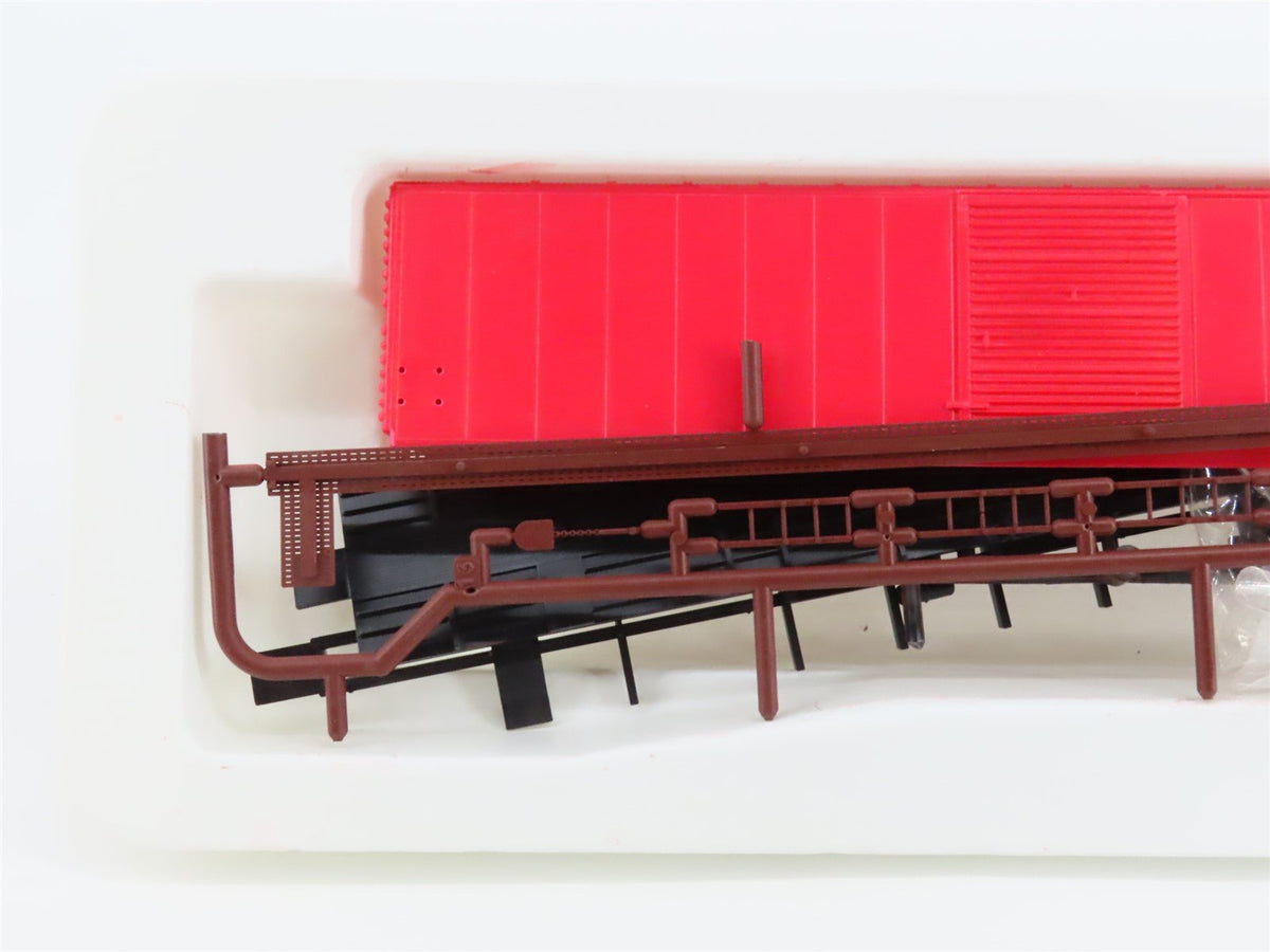 HO Scale Con-Cor Kit #0001-550 ATSF Santa Fe Red 60&#39; Box Car