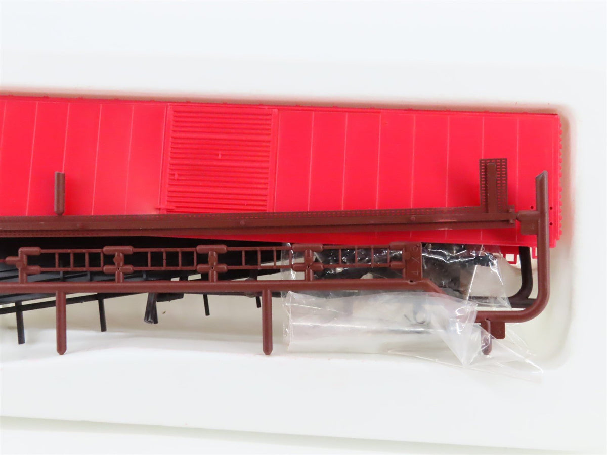 HO Scale Con-Cor Kit #0001-550 ATSF Santa Fe Red 60&#39; Box Car