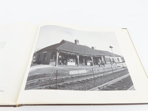 A Guide To Chicago's Train Station Present and Past by Bach & Wolfson ©1986 Book