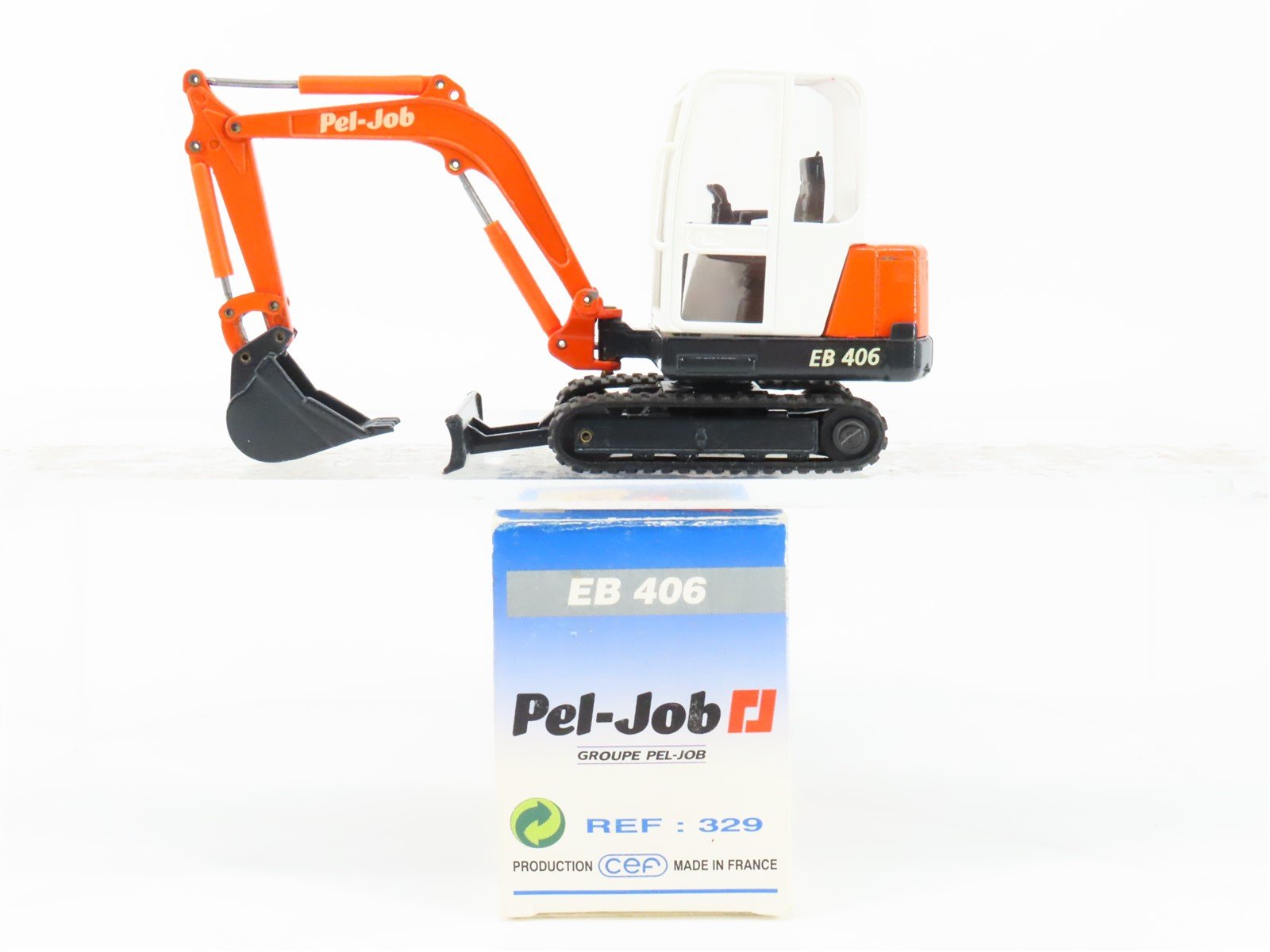 1:35 Scale Die-Cast CEF 329 Pel-Job EB 406 Excavator
