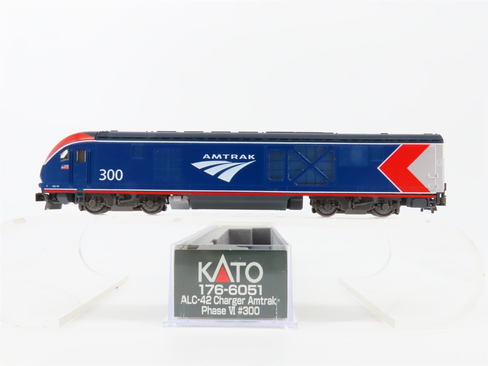 N KATO 176-6051 AMTK Amtrak Phase VI ALC-42 "Charger" Diesel #300 w/DCC & Sound