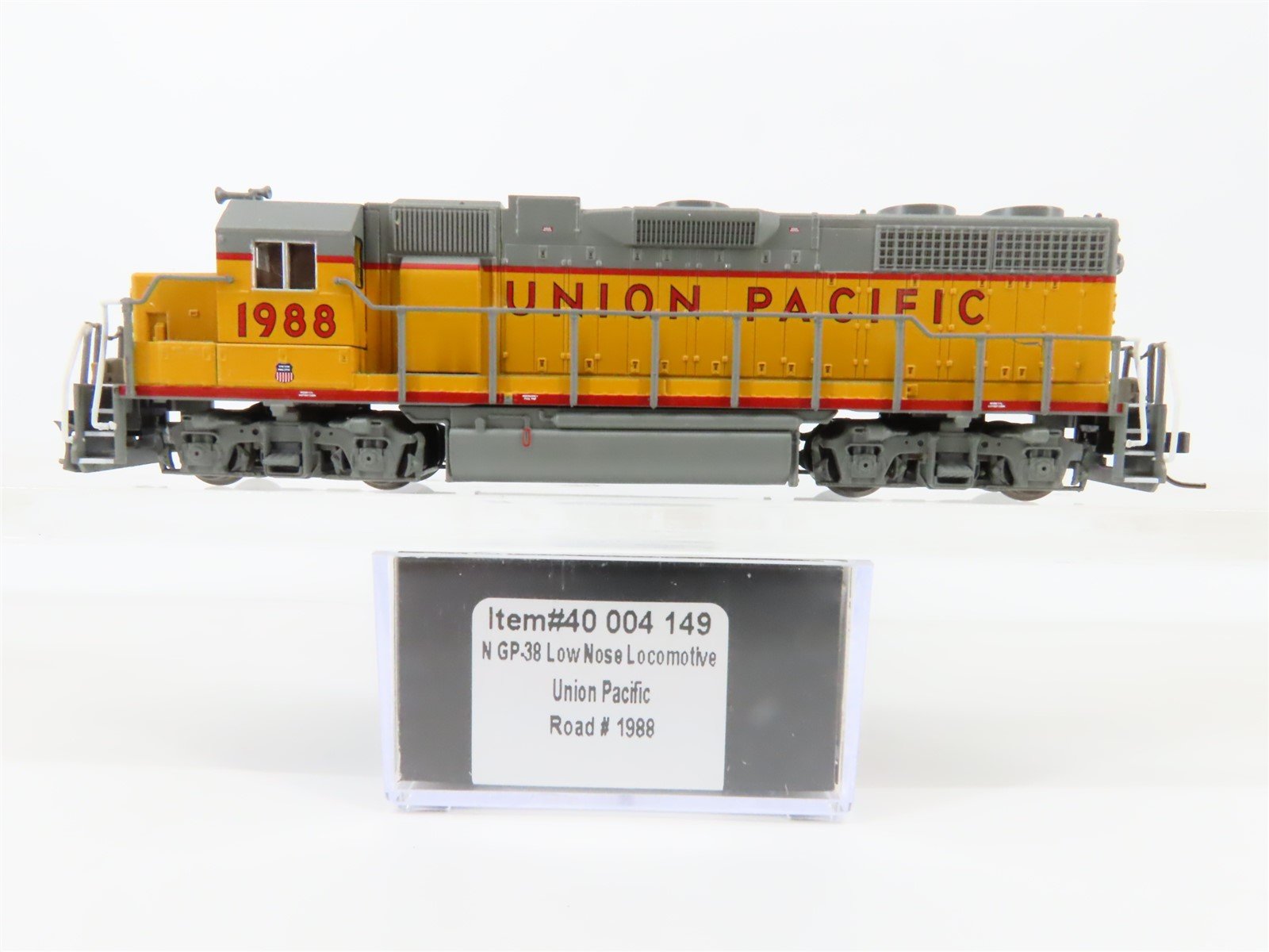 N Atlas Master Gold 40004149 UP Union Pacific GP38 Diesel #1988 w/DCC & Sound