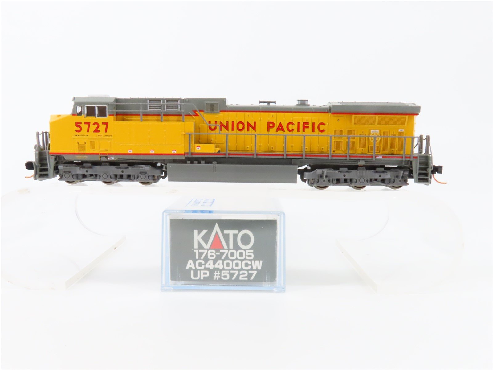 N Scale KATO 176-7005 UP Union Pacific GE AC4400CW Diesel #5727 w/DCC