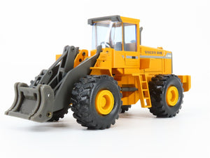 1:50 Scale Die-Cast NZG 359 VME L150 Volvo BM Hightipping Scoop Wheel Loader