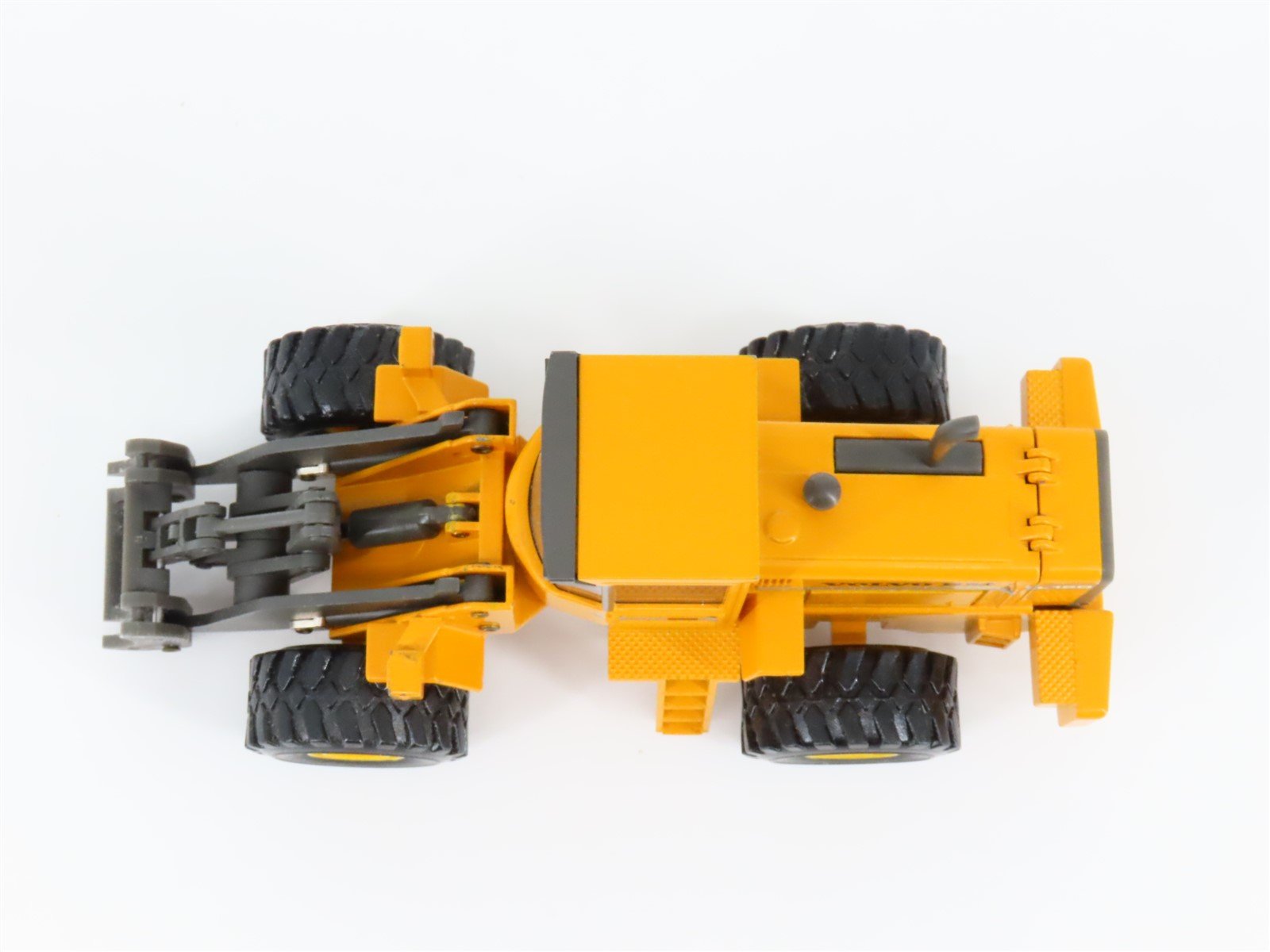 1:50 Scale Die-Cast NZG 359 VME L150 Volvo BM Hightipping Scoop Wheel Loader