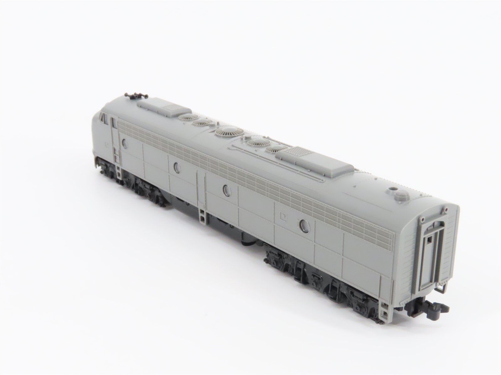N Scale Kato 176-250 Undecorated E8/9A Diesel Locomotive