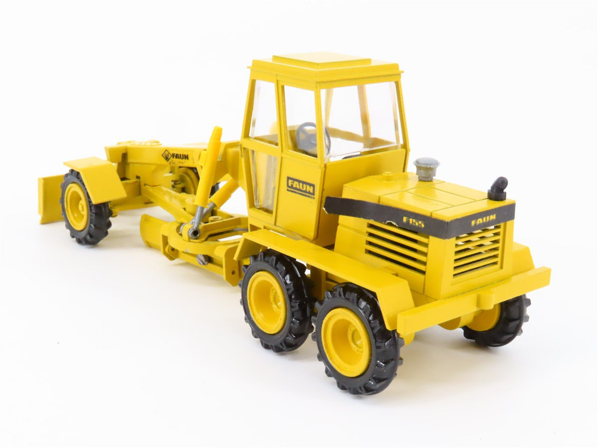 1:50 Scale Die-Cast Conrad 2680 O&amp;K Faun F155 Road Grader