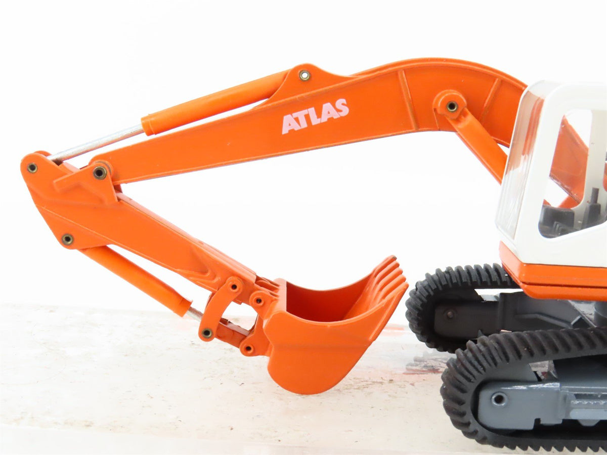 1:50 Scale Die-Cast Conrad 2906 Atlas Weyhausen 1704LC Excavator