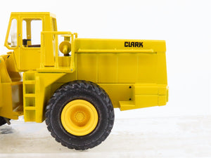 1:50 Scale Die-Cast Conrad 2885 Clark Michigan 175C Loader