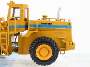 1:50 Scale Die-Cast Conrad 2420 Dresser 560B Pay Loader