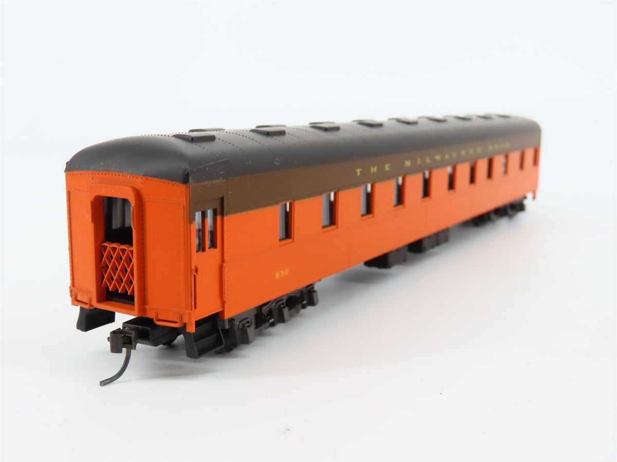 HO Scale Rivarossi Milwaukee Road Passenger 3-Car Set