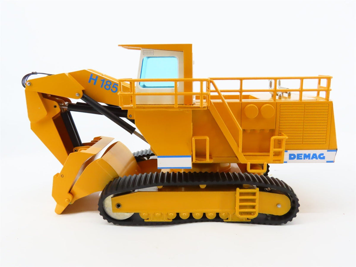 1:50 Scale Die-Cast NZG 241 Demag H185 Hydraulic Excavator