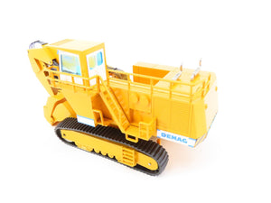 1:50 Scale Die-Cast NZG 241 Demag H185 Hydraulic Excavator