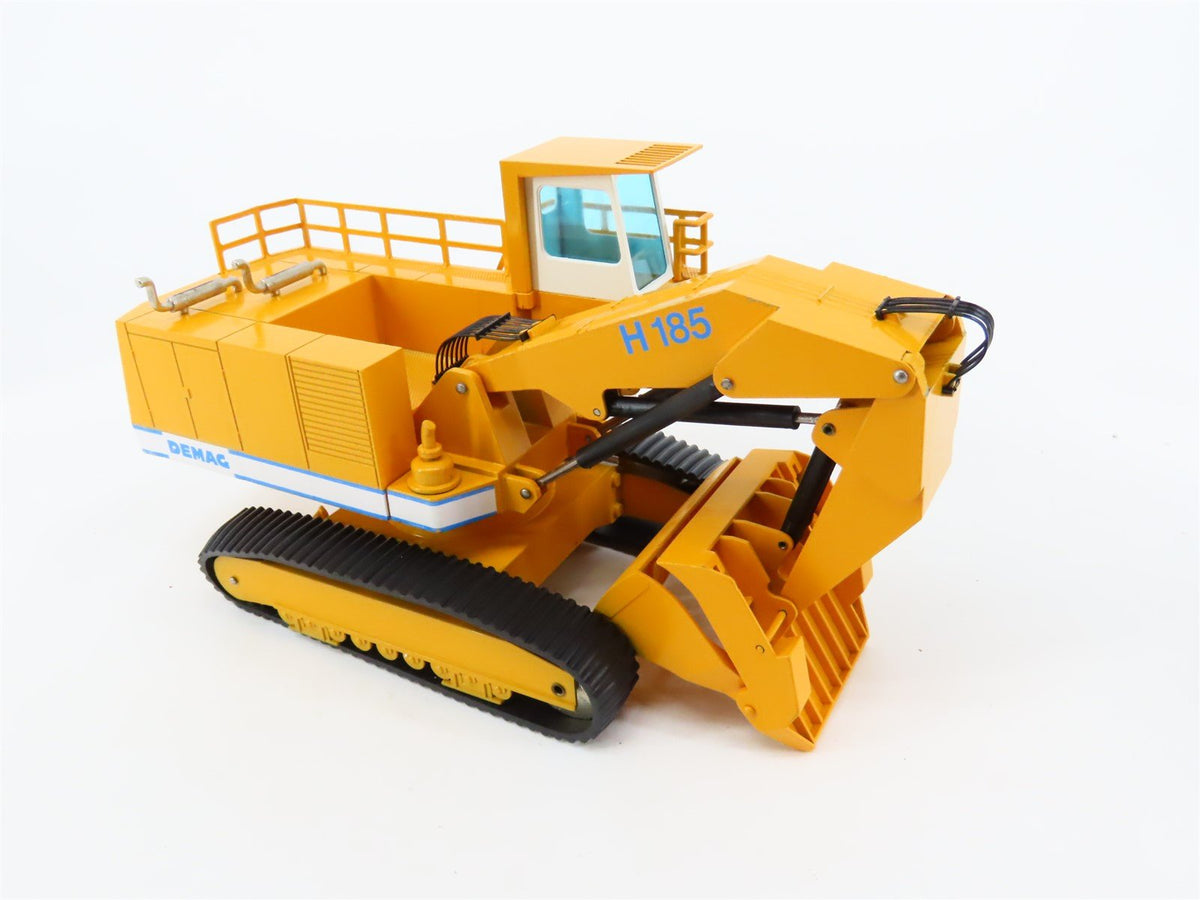 1:50 Scale Die-Cast NZG 241 Demag H185 Hydraulic Excavator