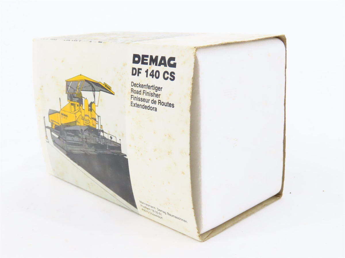 1:50 Scale Die-Cast NZG 395 Demag DF 140 CS Road Finisher