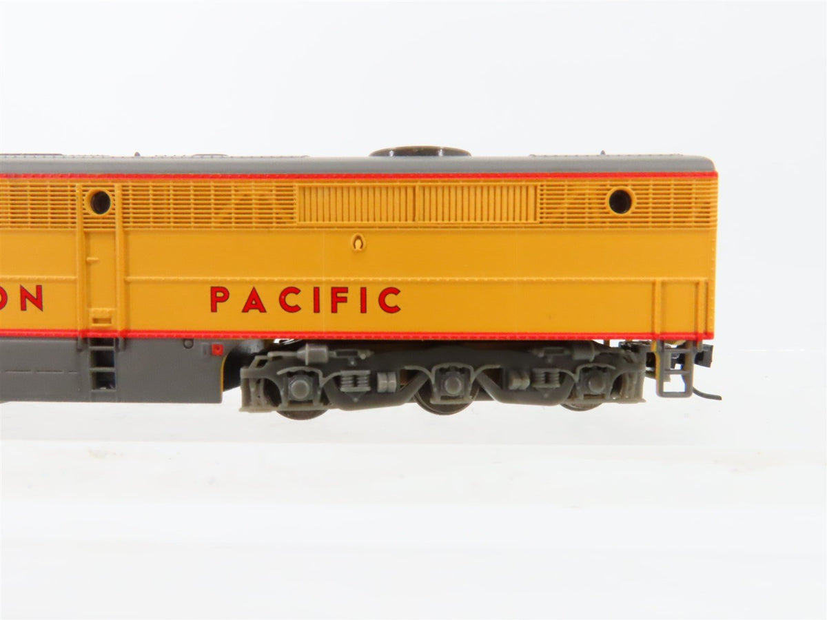 N Life-Like 7083/7085 UP Union Pacific ALCO PA/PB Diesel Set #600/602B w/DCC