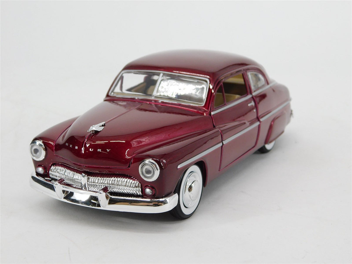 1:24 Scale Motor Max #73225 Die-Cast Automobile 1949 Mercury Sedan - Ruby Red