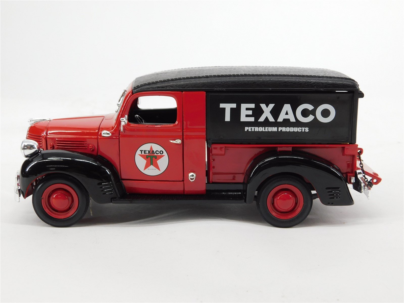 1:24 Scale Die-Cast 1947 Dodge Canopy "Texaco Petroleum Products"