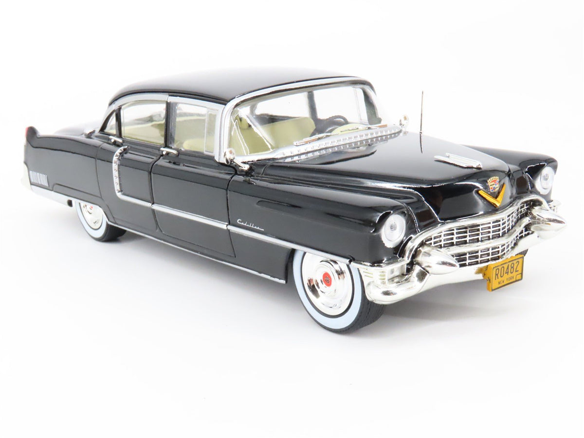1:24 Scale Greenlight Die-Cast 1955 Cadillac Fleetwood Series &quot;The Godfather&quot;