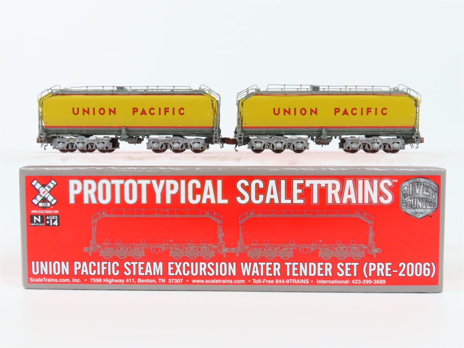 N ScaleTrains SXT30020 UP Union Pacific "Steam Excursion" Early Water Tender Set