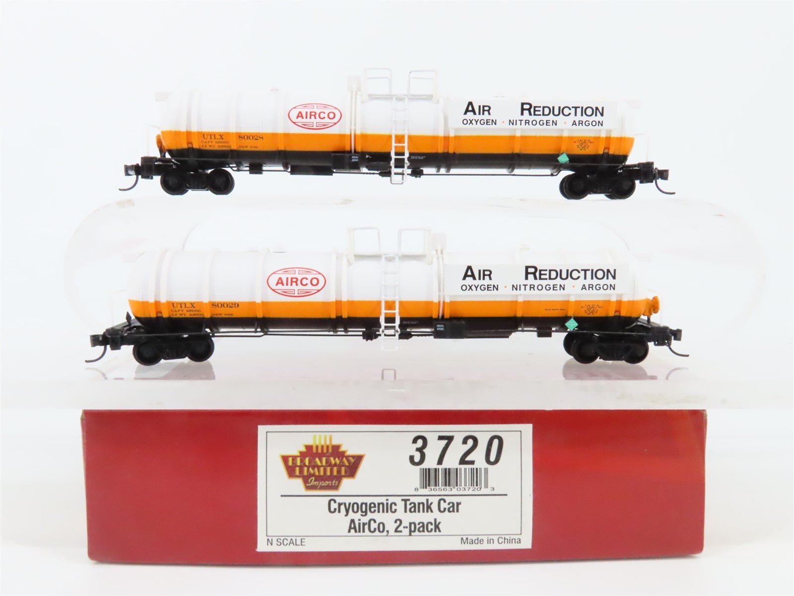 N Broadway Limited BLI 3720 UTLX AirCo Air Reduction Cryogenic Tank Cars 2-Pack