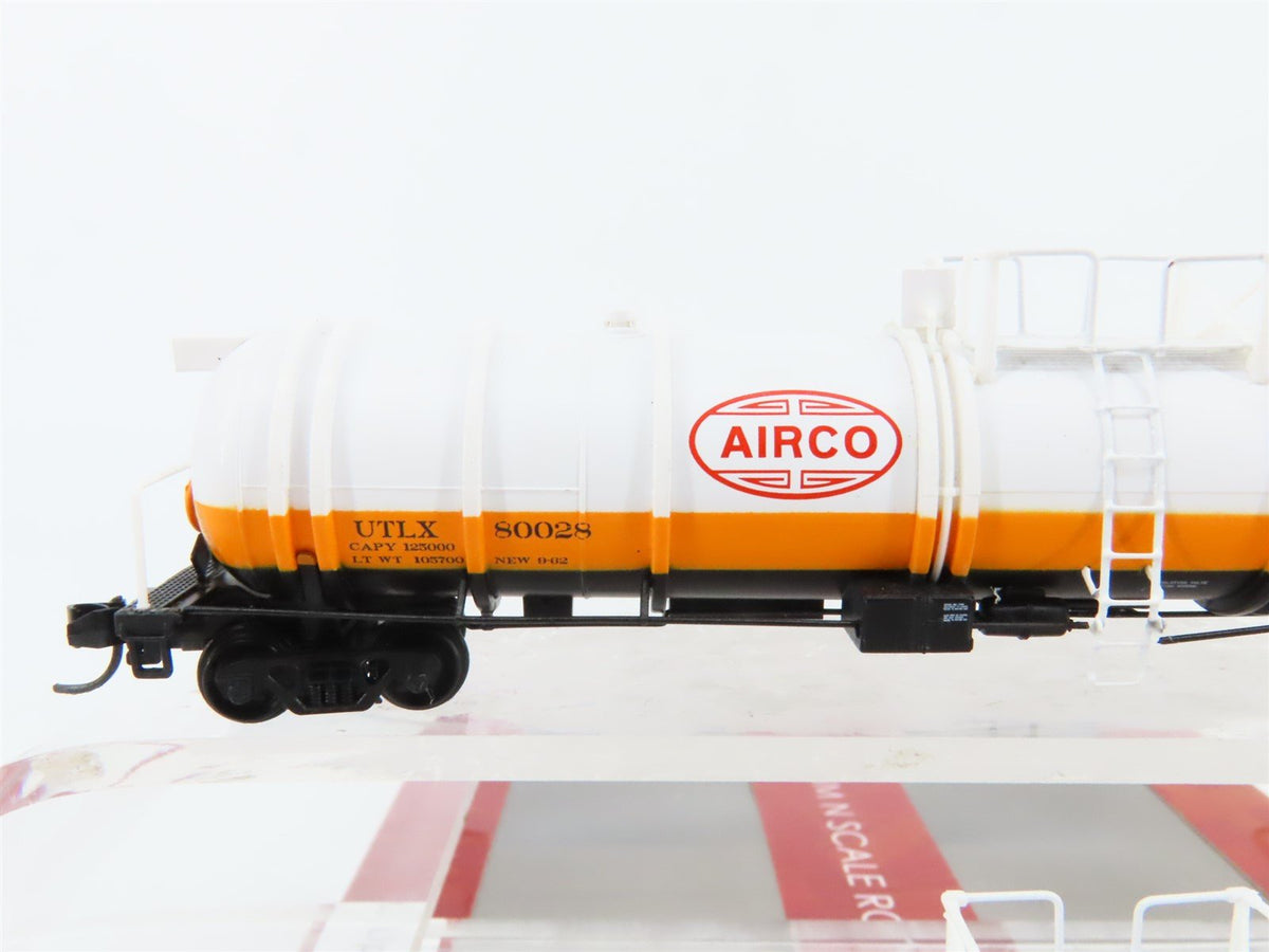 N Broadway Limited BLI 3720 UTLX AirCo Air Reduction Cryogenic Tank Cars 2-Pack