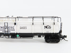 N Broadway Limited BLI 3726 UTLX NCG Cryogenic Tank Cars 2-Pack