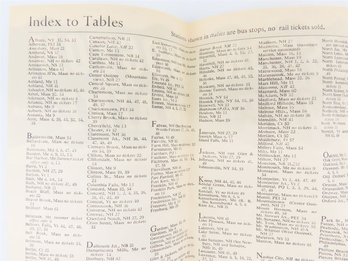 BM Boston &amp; Maine Railroad Time Tables - April 25, 1954