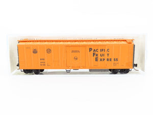 N Kadee Micro-Trains MTL 70010 PFE Pacific Fruit Express 51' Mech Reefer #301312