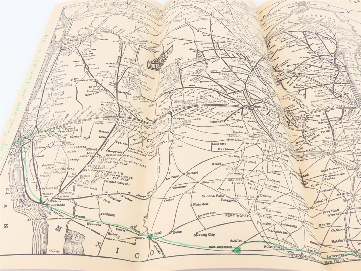 CNW Chicago &amp; North Western Line Time Tables - March 31, 1946