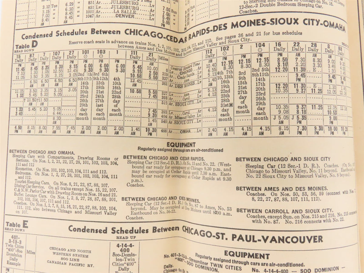 CNW Chicago &amp; North Western Line Time Tables - March 31, 1946