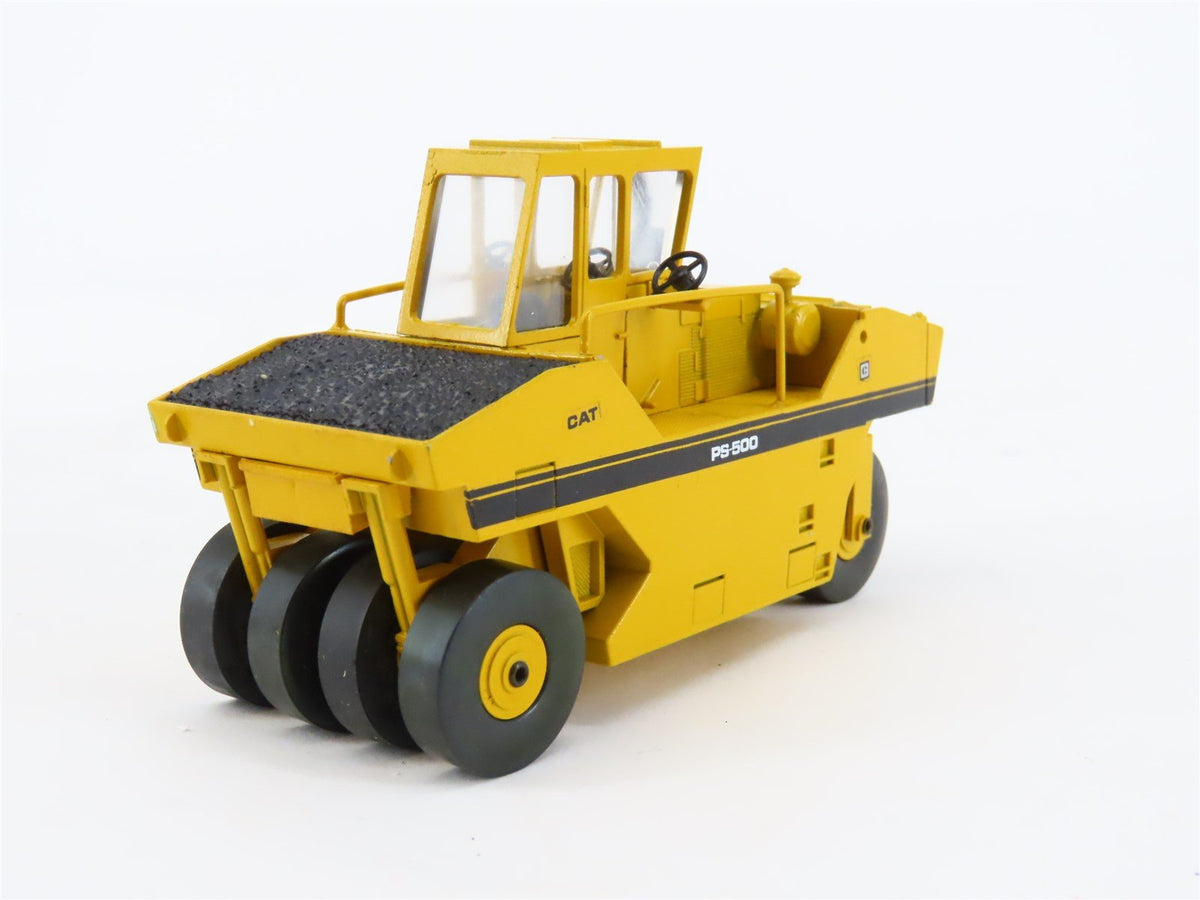 1:50 Scale Die-Cast Conrad 2741 CAT Caterpillar PS 500 Compactor