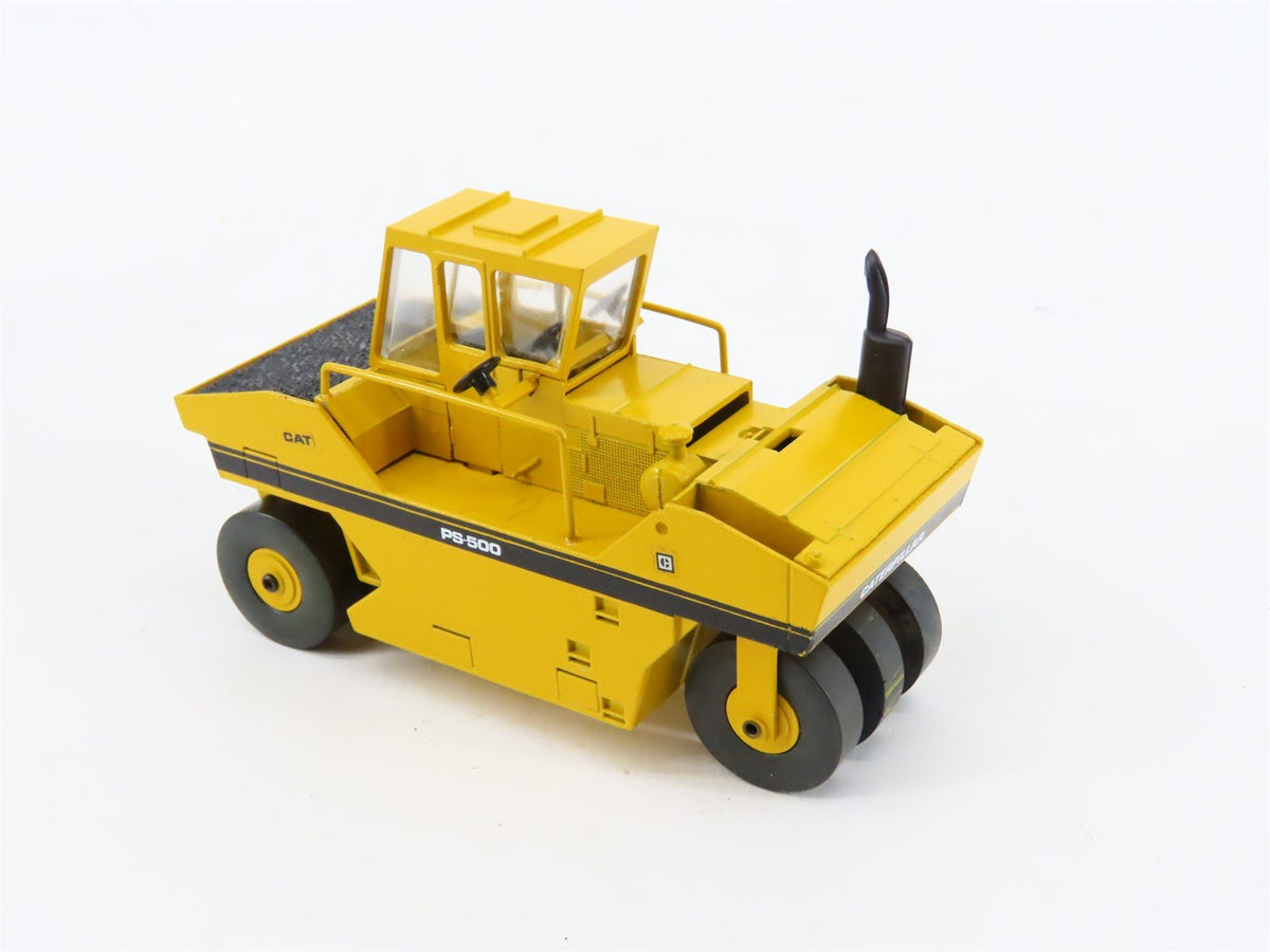 1:50 Scale Die-Cast Conrad 2741 CAT Caterpillar PS 500 Compactor