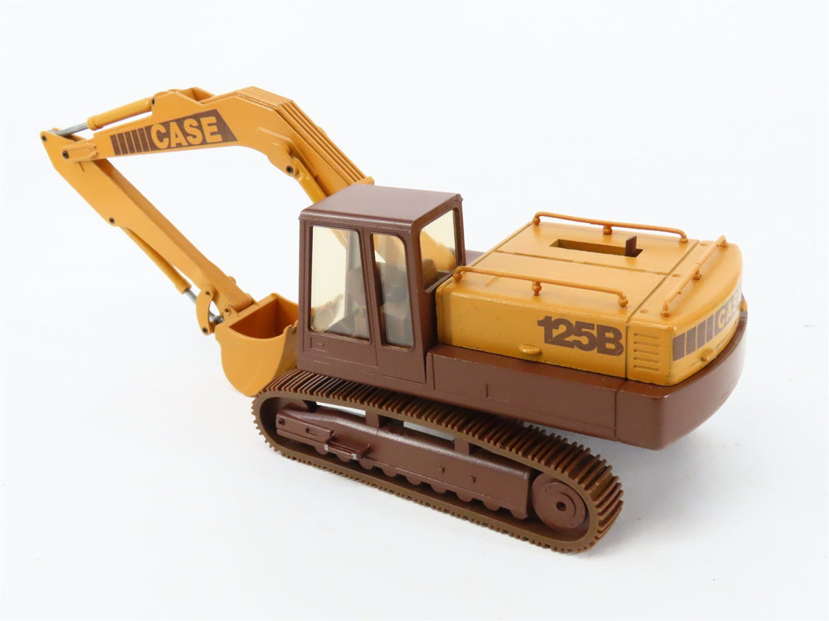 1:35 Scale Die-Cast Conrad 2965 Case 125B Excavator