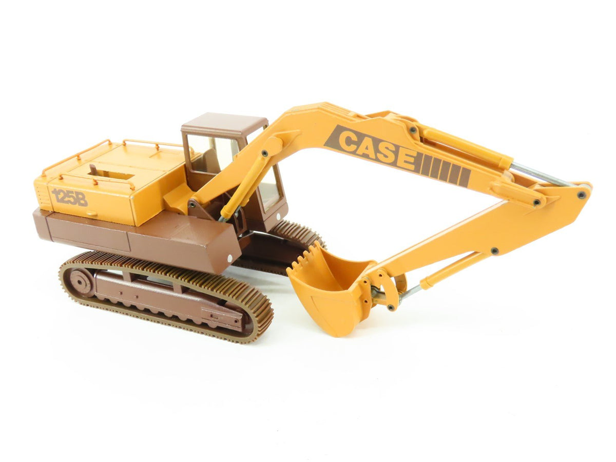 1:35 Scale Die-Cast Conrad 2965 Case 125B Excavator