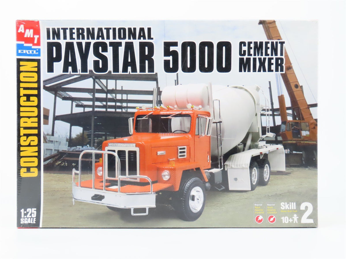 1:25 AMT Ertl 31008-1HD International Paystar 5000 Cement Mixer Kit - Sealed