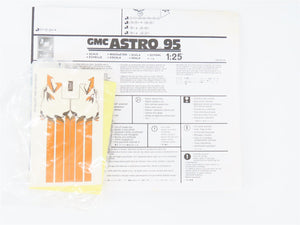 1:25 Scale AMT Ertl 38164-1HD GMC Astro 95 Truck Kit