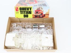 1:25 Scale AMT T509 Chevy Titan 90 Truck Kit