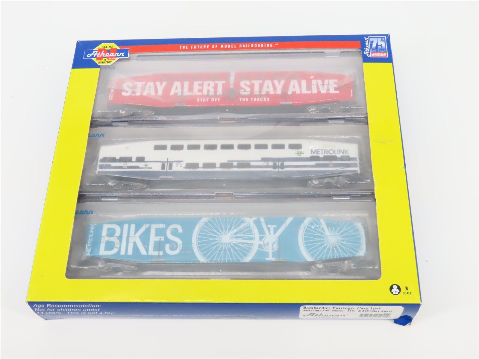 N Athearn ATH25411 SCAX Metrolink Bombardier Passenger 3-Pack "Bikes/Stay Alert"