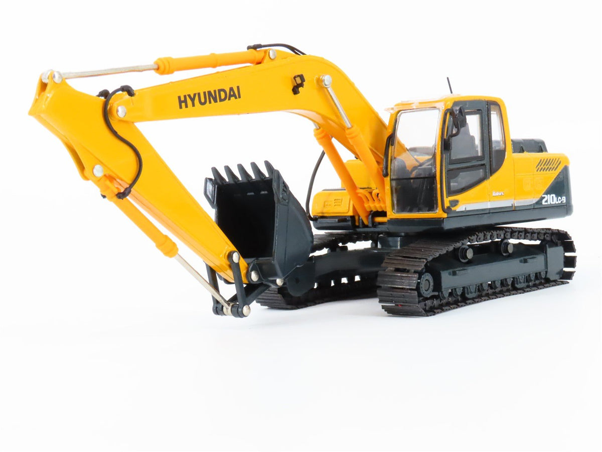 1:40 Scale Die-Cast Hyundai Robex 210LC-9 Crawler Excavator