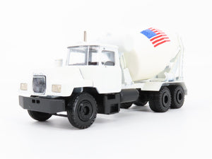 1:50 Scale Die-Cast Conrad 3640 Mack Truck Evans Cement Mixer