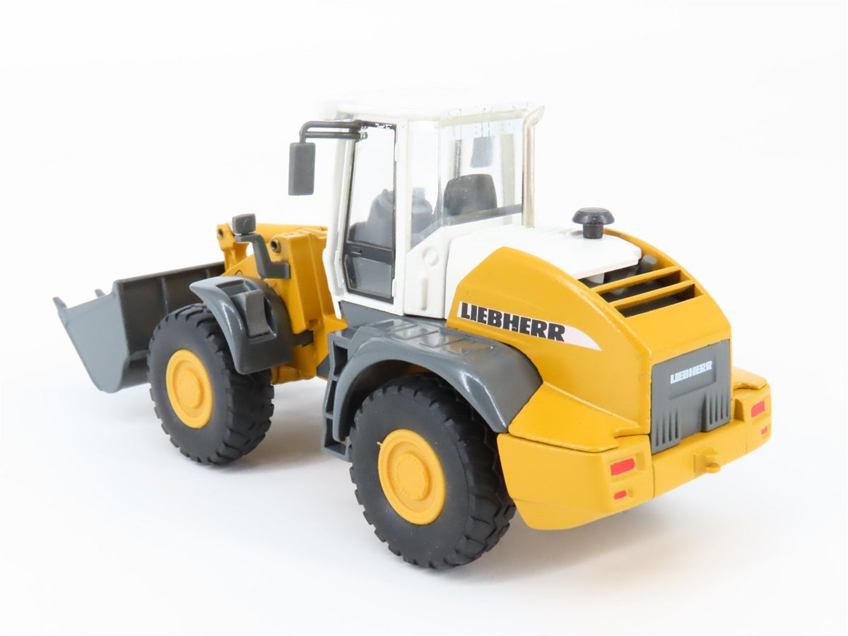 1:50 Scale Die-Cast Conrad 2435/0 Liebherr L 538 Wheel Loader